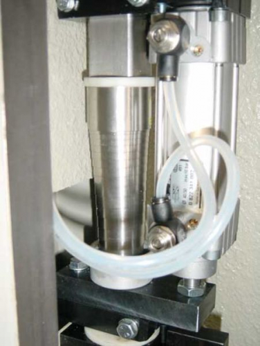 Kontaktschleifmaschine Typ KS 100 Roboterausführung pneumatische Bandspannung mit Bandrissschalter